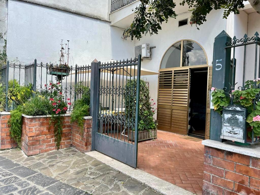 Casa Violante Διαμέρισμα Vico Equense Εξωτερικό φωτογραφία